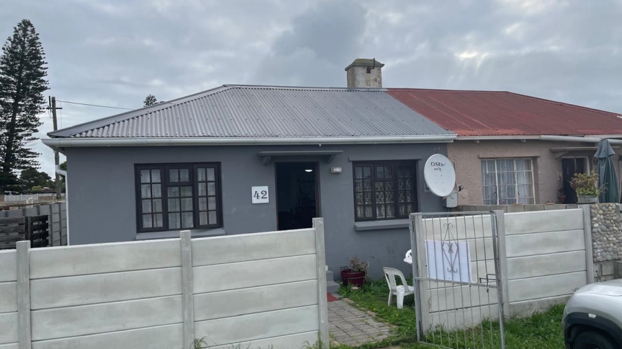 2 Bedroom Property for Sale in Forest Hill Eastern Cape